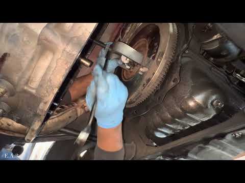 COMO SACAR UN VALERO PILOTO O BUJE EN CUALQUIER CARRO CUANDO CAMBIA EL DISCO DE CLUTCH