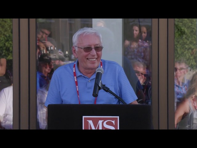 Video Pronunciation of usinger in English