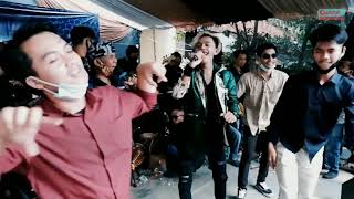 Download lagu Goyang Apa Sih Ini Nama Nya? Abiel Jatnika - Teu Sangka Live Show 12 12 mp3 Download lagu Goyang Apa Sih Ini Nama Nya? Abiel Jatnika - Teu Sangka Live Show 12 12 mp3