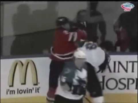 Rob Davison vs Dennis McCauley