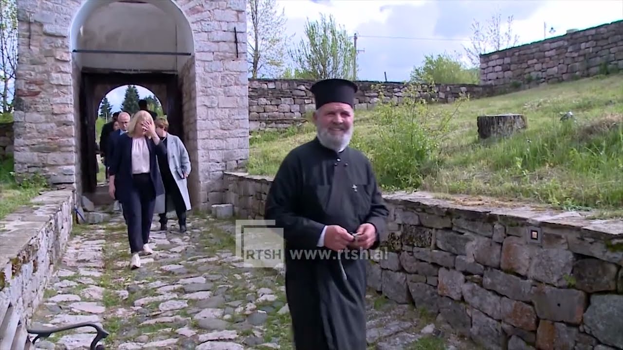 Restaurohen 4 objekte fetare, Kishat dhe manastiret historike në Voskopojë dhe Vithkuq u restauruan me financim të BE-së dhe BERZH-it
