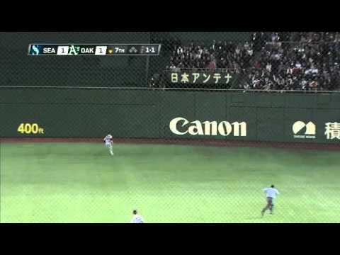 2012/03/28 Cespedes' first hit