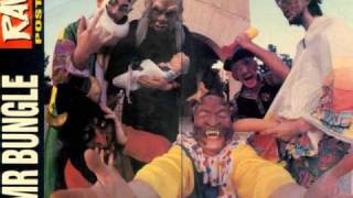 Mr.Bungle - Intro/Squeeze Me Macaroni