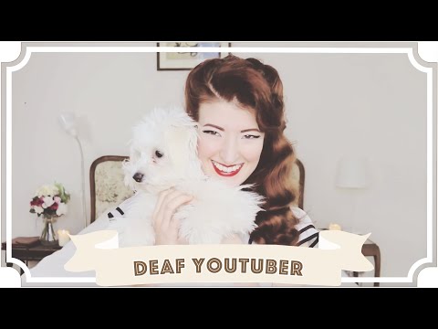 How To Be A Deaf YouTuber // Answering Questions Video
