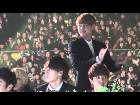 [fancam] 121214 MelOn Music Awards - Trouble Maker escort (beast)