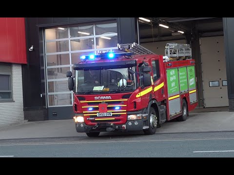 Merseyside Fire & Rescue Service / Kirkdale First Pump / Turnout