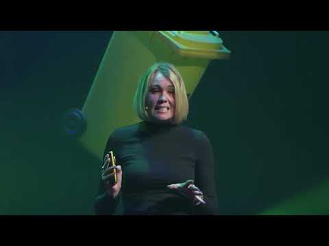 The female brain | Iris Sommer | TEDxHaarlem