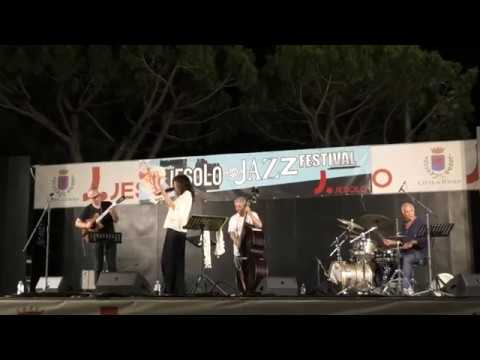 Maria Pia De Vito - God Must be a Boogie Man (live Jesolo 2019)