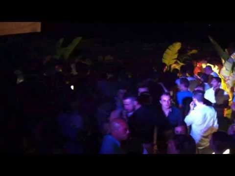 Peppe Nastri @ Rocce Rosse Hawaii Beach Party 04.08.013