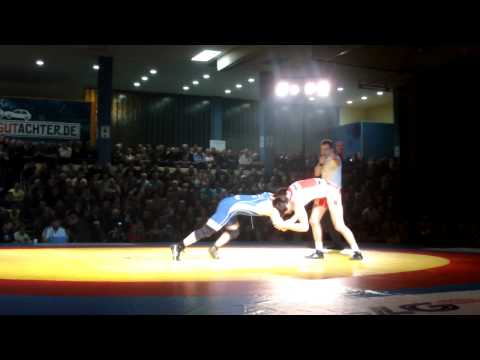 Freistil 60kg Atmir Khromov - Naranbaatar Bayaraa 3:1 PS 5:1 2:5 2:2 5:3