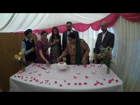 Manvir & Sev's first cake cut as a couple