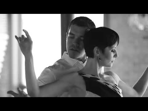 Nešto glupo - Barbara Dautović Španović / Zrinko Kapetanić - cover