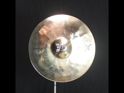Sabian 13" HHX Evolution Hi Hats - 794g/1159g (video demo) image 2