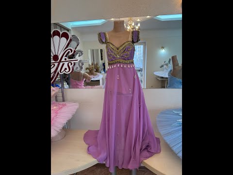 Stage costume F 0042 - video 5