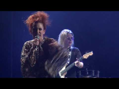 Strange Kind of Women - Mistreated  - live at La Grande Ourse Concert Hall