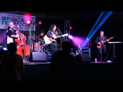 Rita Chiarelli at Lighthouse Blues Fest 2014 - Never Been Loved Before