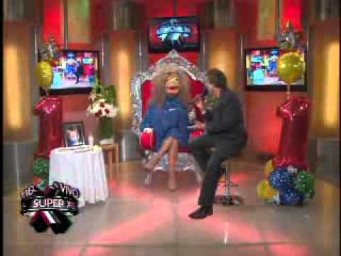 SuperXclusivo - Laura Bozo en planes de boda