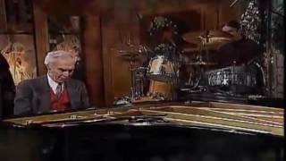 Dave Brubeck performs special Christmas song