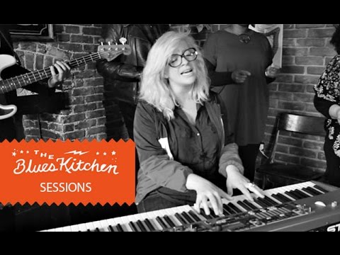 Izo Fitzroy - Phoenix [The Blues Kitchen Sessions]