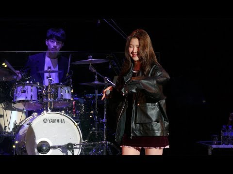 (직캠) 백예린 (Baek Yerin) - 지켜줄게 (Let's spring Festival)