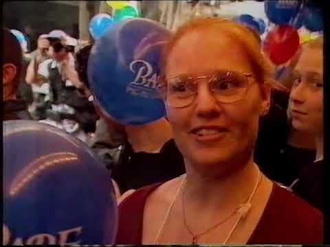 Babe Pig in the City (cinema advert) - 1999 Australian TV Commercial (50FPS)