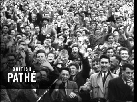 Selected Originals - England's Soccer Stars Find Their Feet (1950)