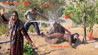 Download lagu second lady attacks first lady to eliminate her in her path and the husband supports first lady. mp3 Download lagu second lady attacks first lady to eliminate her in her path and the husband supports first lady. mp3