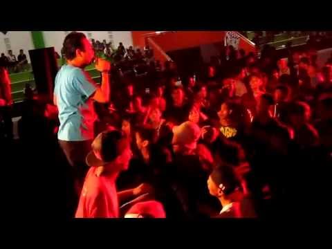 PyongPyong w/ song Keluarga Babi