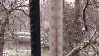 preview picture of video '29 Марта 2014 в Новороссийске выпал снег !'