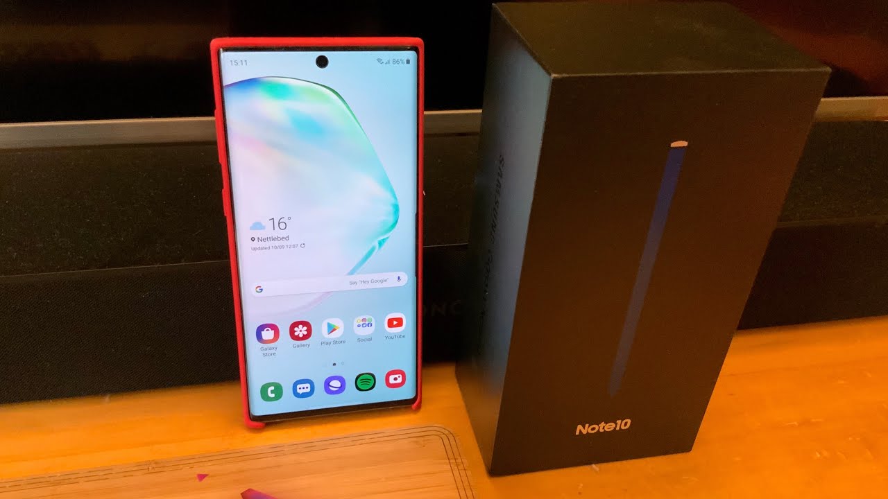Samsung Galaxy Note 10 Unboxing, Setup & First Look