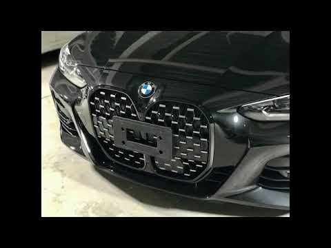 Thumbnail for BMW G22 4 Coupe牌照框實裝照 by BMW
