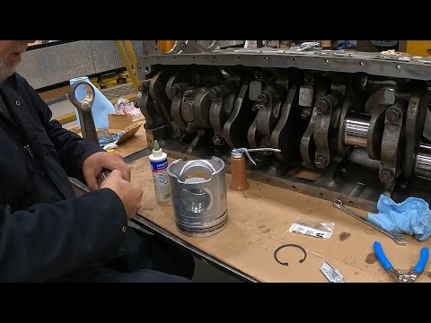 N 14 Cummins Liners And Pistons Install