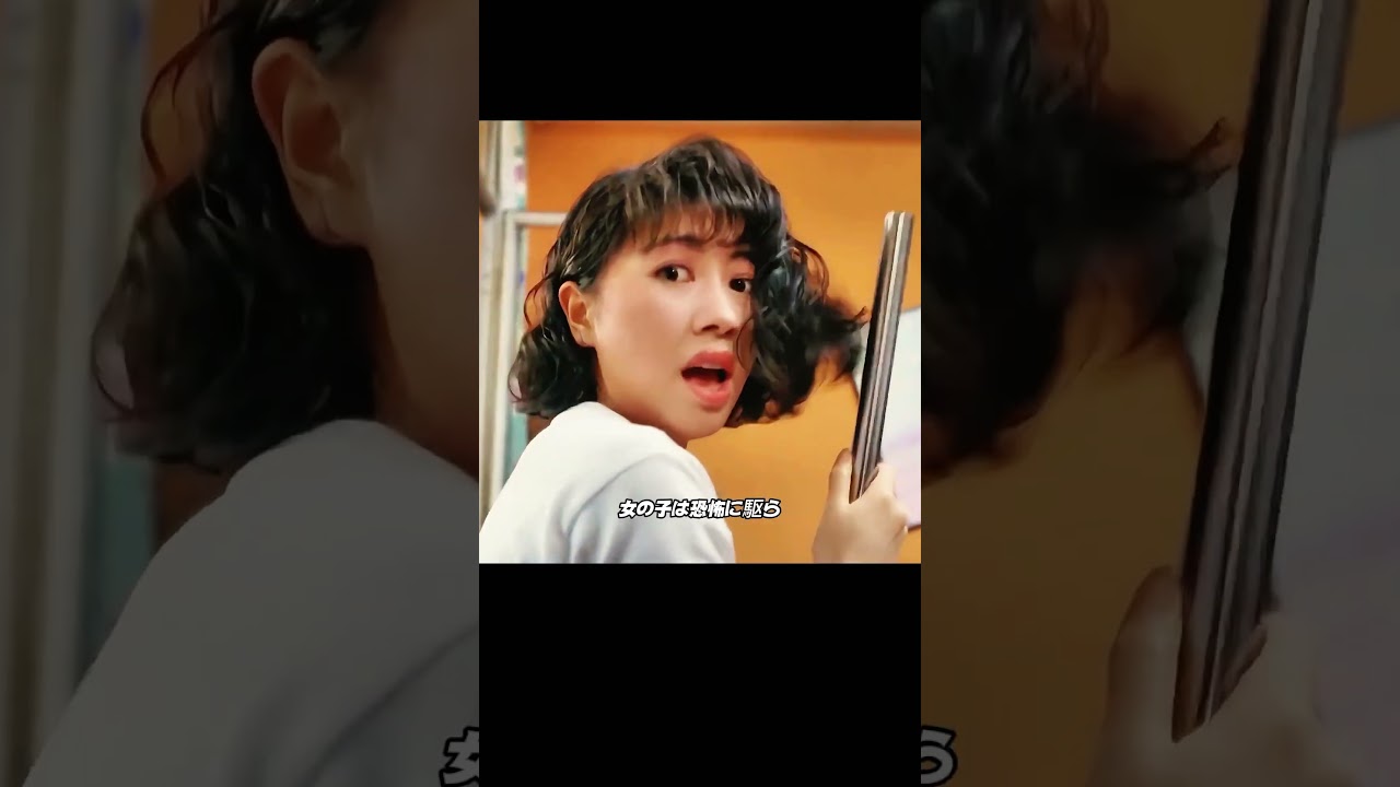 男は必死にゾンビと戦っている #解説影片 #映画red #movie