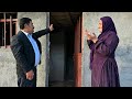 A Famous Man Invites A Homeless Mother Into Her Newly Completed Home