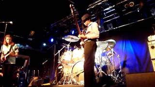 Michael Mondesir Bass Solo  @ Colos Saal -  Billy Cobham Tour 2013  [Full-HD]