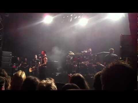 VOLBEAT (Bataclan 2011-11-10) covers Motorhead/Slayer/Napalm death/King Diamond