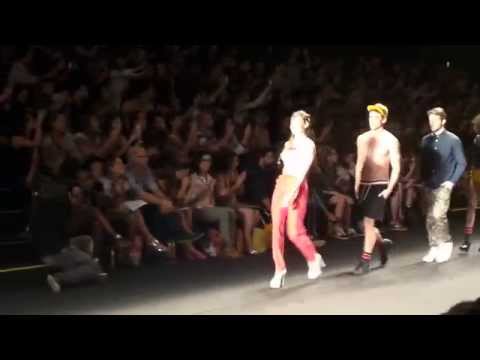 Fila final Auslander / Fashion Rio verão 2015