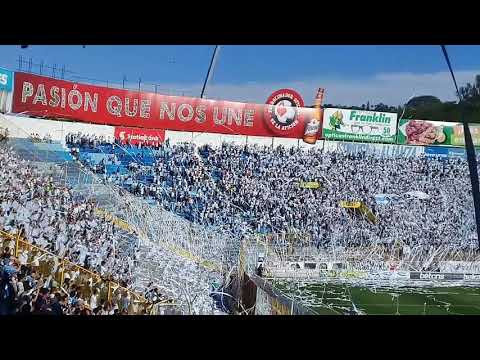 "Recibimiento contra fas" Barra: La Ultra Blanca y Barra Brava 96 &bull; Club: Alianza