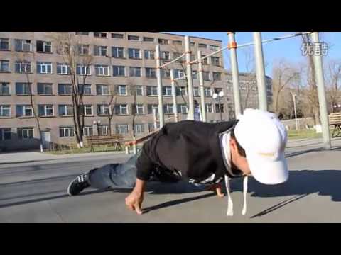 Niubi not explain! Russian finger pushups come forward Serge Tevosyan 牛逼不解释！俄式手指挺身俯卧撑Serge Tevosyan