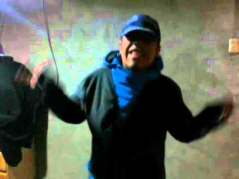 RAPEROS DE BOLCILLO - TONNY PEYTHON ( EN VIVO )