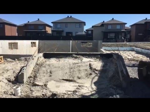 Construção da Uvolândia - Fundação Pronta - 23/04/2016 #4