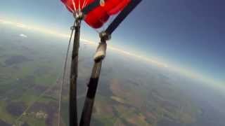 preview picture of video 'CF 2 way Nebo - первые прыжки'