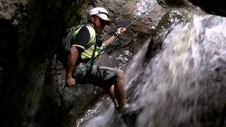 preview picture of video 'Veracruz Waterfall Rappelling'