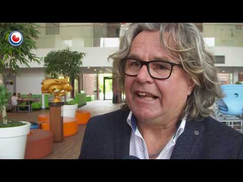 Willem-Alexander en Máxima op speeddate in St.-Annaparochie