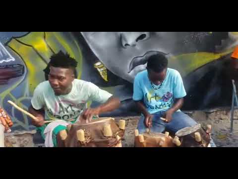 WAYA VODOU FLIT nan cho tanbou Ayisyen Lagonav