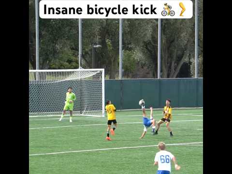 Insane bicycle kick from U14 player 🚴🦵 #soccer #u14 #mlsnext