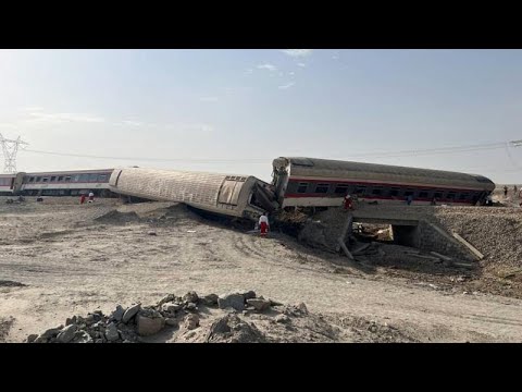 Comboio descarrila no Irão e provoca a morte a 22 pessoas