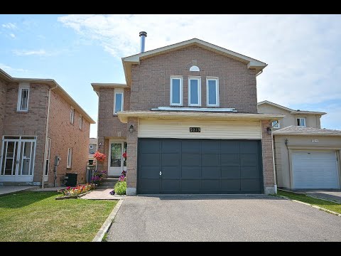 Home for sale at 5213 Palomar Crescent, Mississauga, ON L5R 2W8