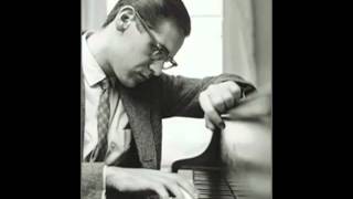 jazz sampled hip hop vinyl, swinging drums live for CHRIST