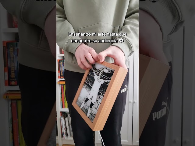 Vídeo relacionado con BUYLUX Cuadro Escudo Getafe Pared Madera - Decoracion Habitacion, Hogar Moderno - Regalos Originales para Hombre, Niño - Cuadros Decoracion Salon Modernos - Poster Futbol (Getafe)